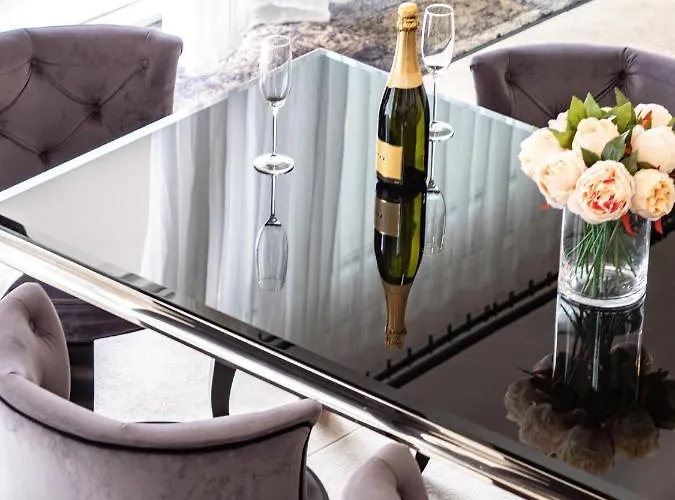 Elegant With Pool Villa