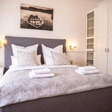 Elegant With Pool * חוואר