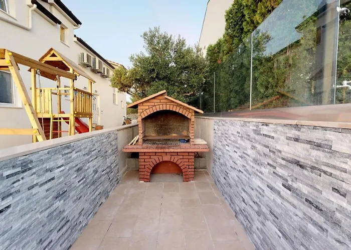 Villa Elegant With Pool Hvar Town