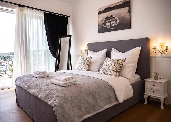 Elegant With Pool Hvar Town