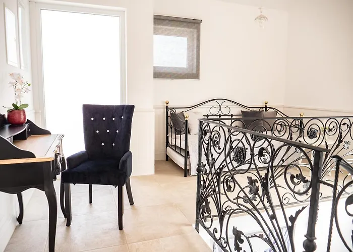 Elegant With Pool Hvar Town