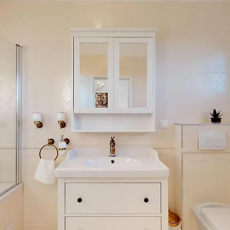 빌라 Elegant With Pool *