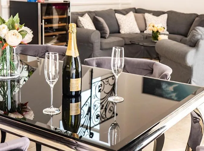 Elegant With Pool * Hvar Town